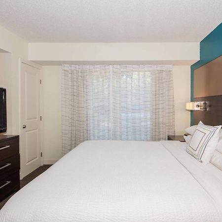 Residence Inn By Marriott Jacksonville Butler Boulevard Bagian luar foto