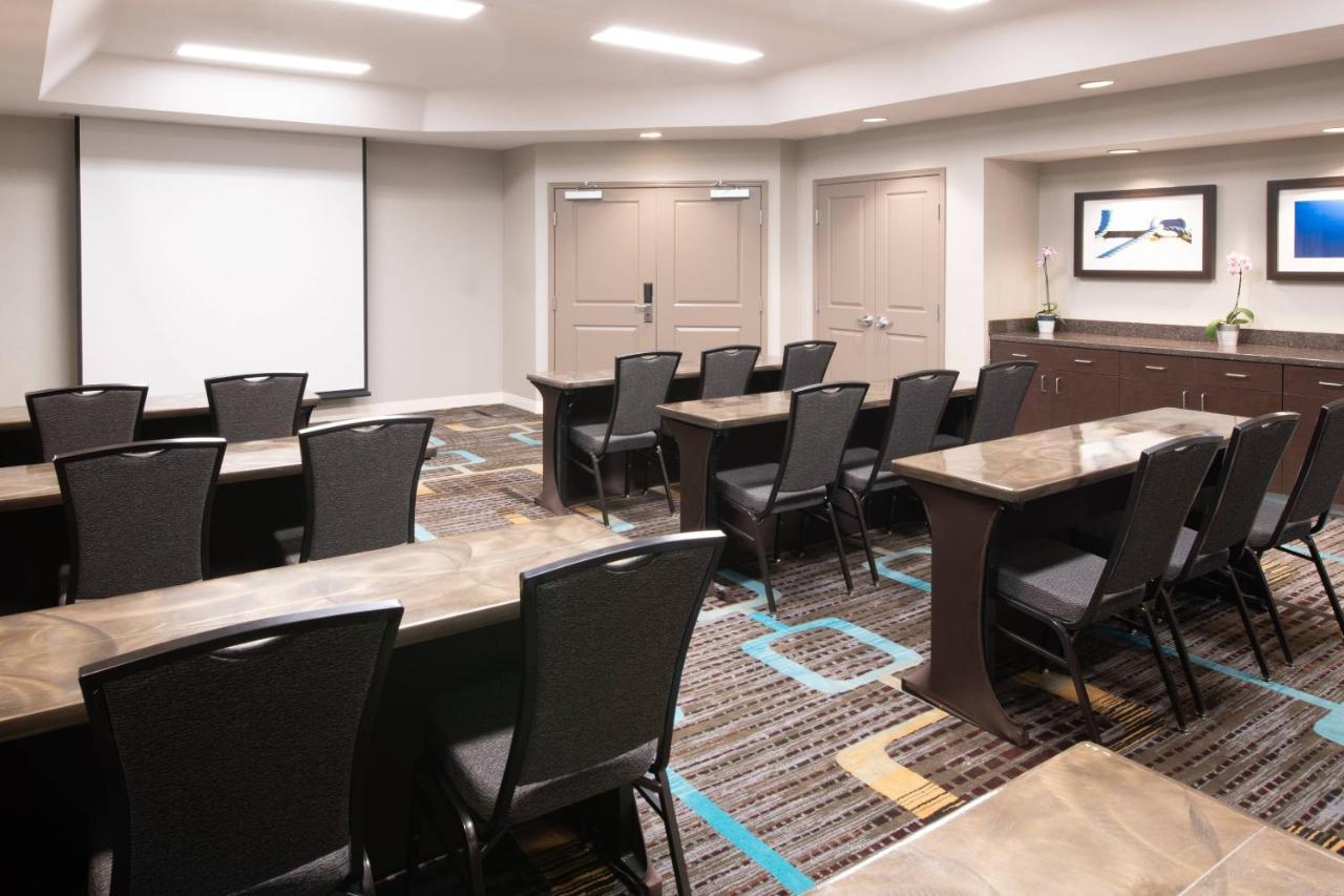 Residence Inn By Marriott Jacksonville Butler Boulevard Bagian luar foto