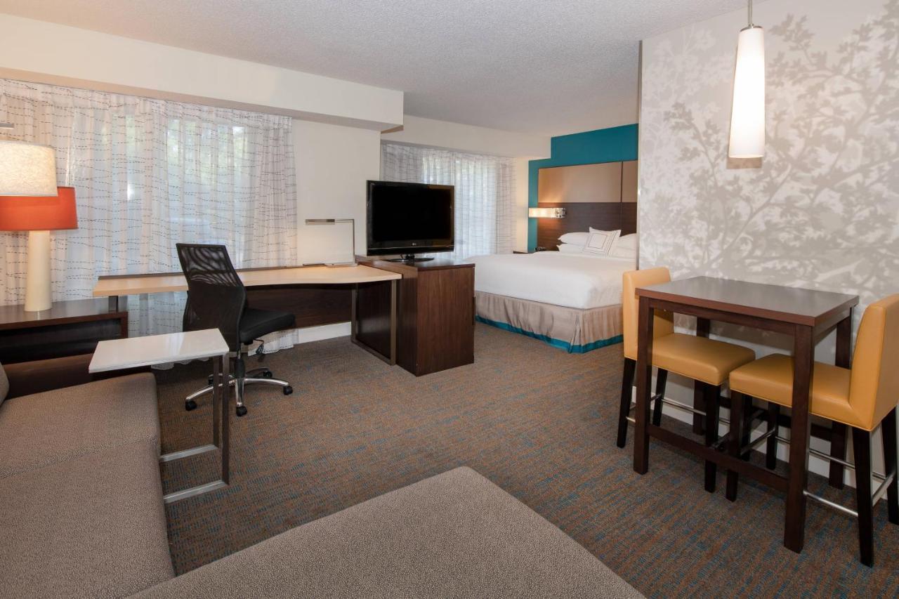 Residence Inn By Marriott Jacksonville Butler Boulevard Bagian luar foto