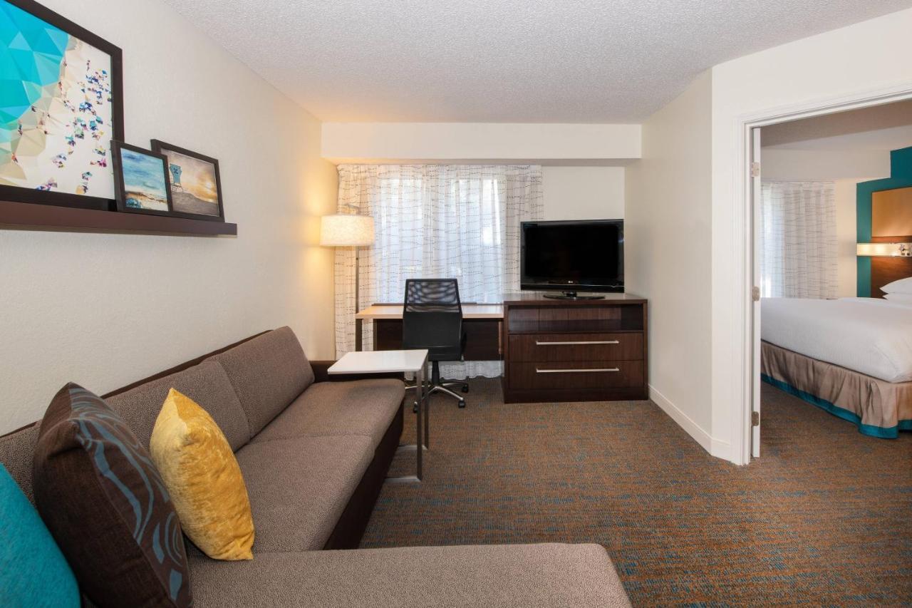 Residence Inn By Marriott Jacksonville Butler Boulevard Bagian luar foto