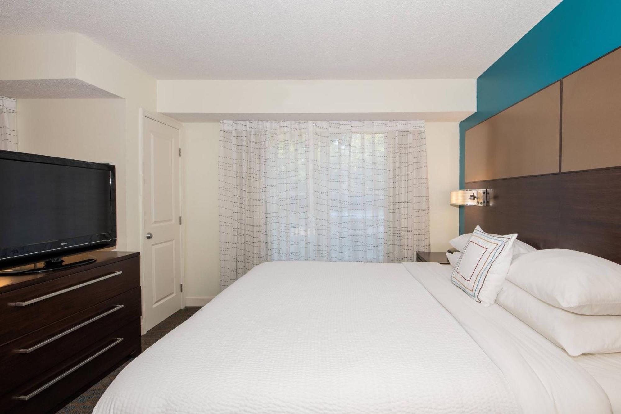 Residence Inn By Marriott Jacksonville Butler Boulevard Bagian luar foto